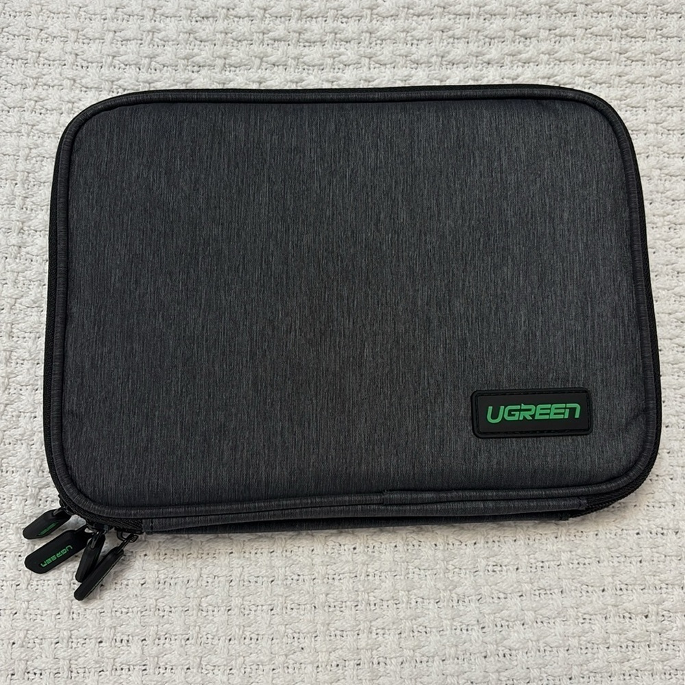 Electronic organizer bag pouch 2 zippered sections multi interior pockets NEW